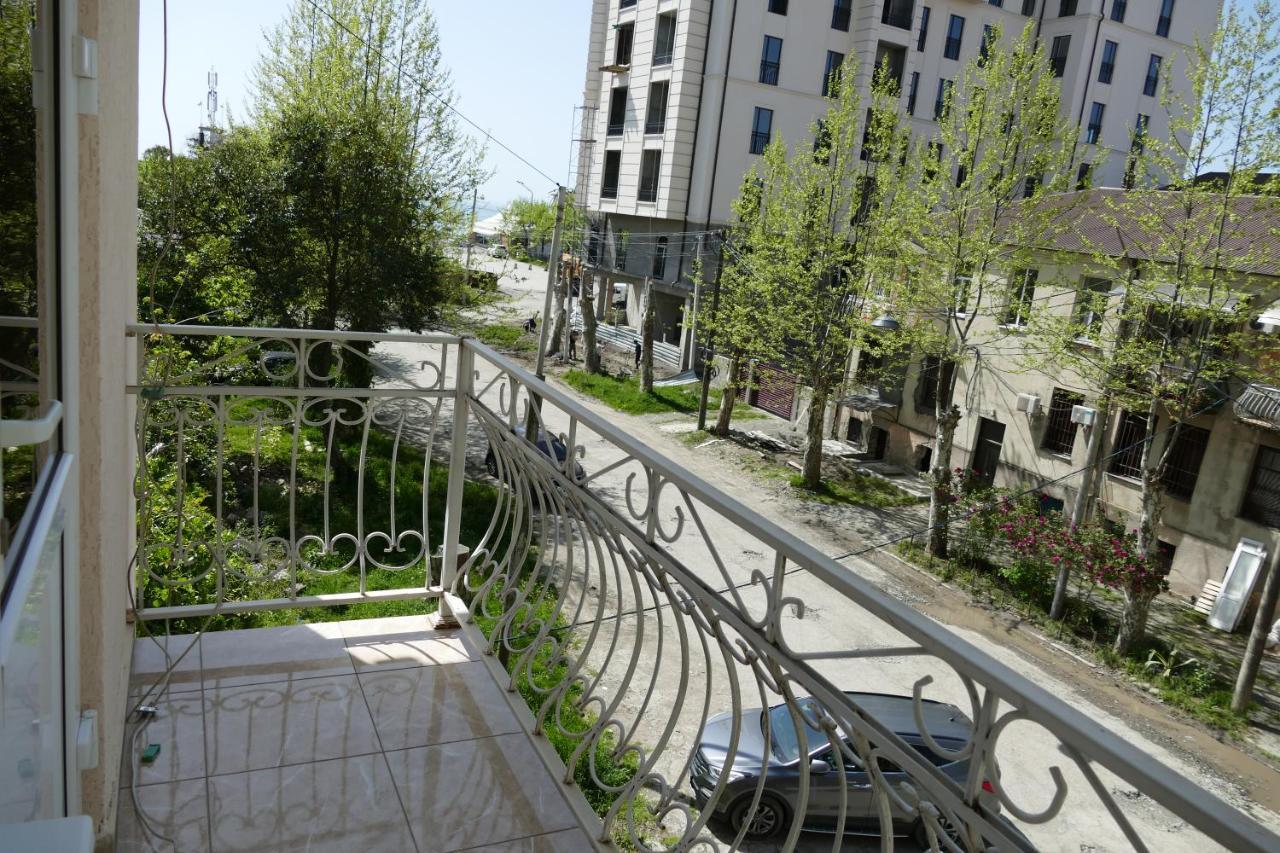 Apartments Na Beregu Сухум Экстерьер фото