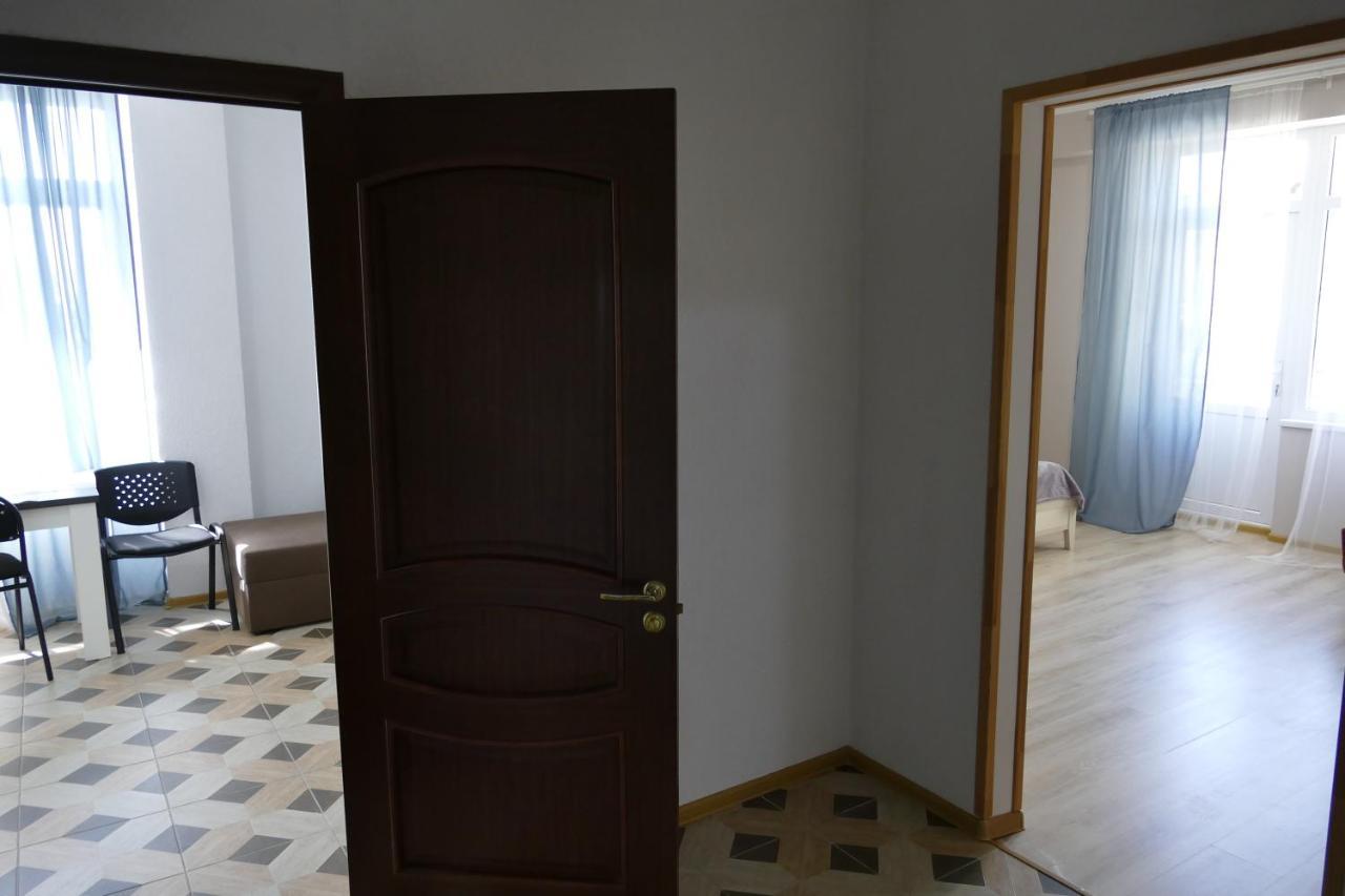 Apartments Na Beregu Сухум Экстерьер фото